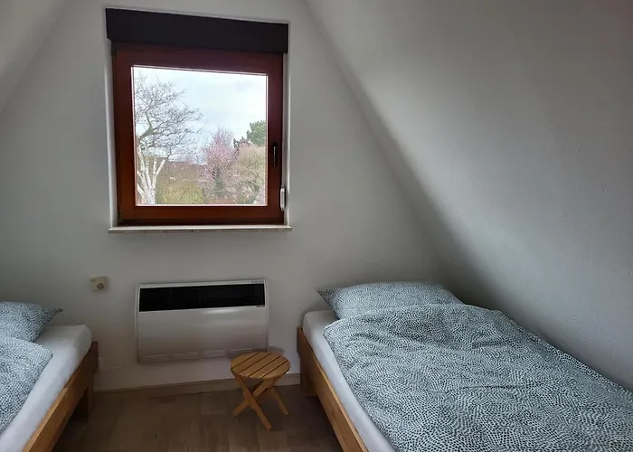 Yanic Semesterbostad *